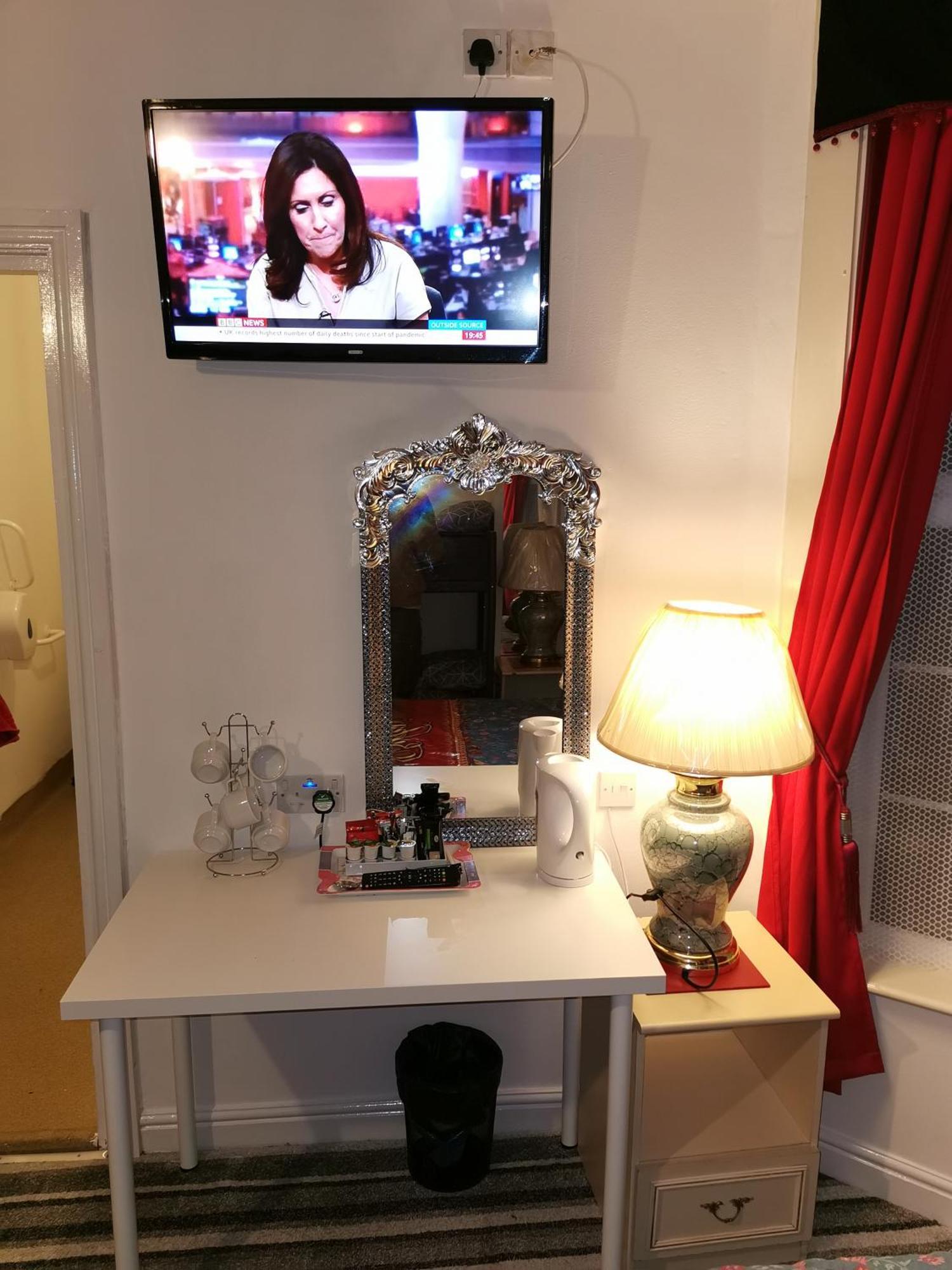 בלקפול Bukhari Hotel חדר תמונה